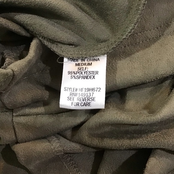 Altar’d State Skorts. Size Med👩🎤 - Picture 6 of 9